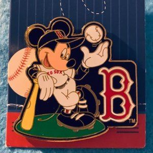 Disney Parks Red Sox Mickey Pin NEW
